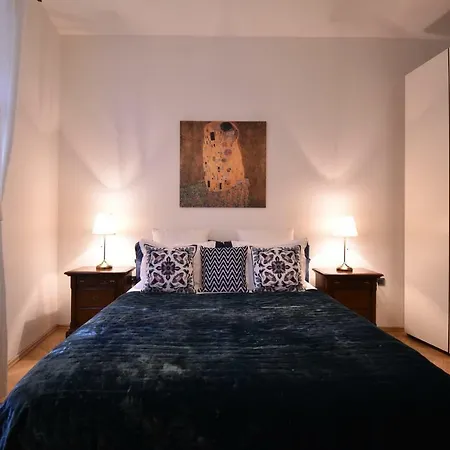 Cozy Flat By The Astronomical Clock Prague