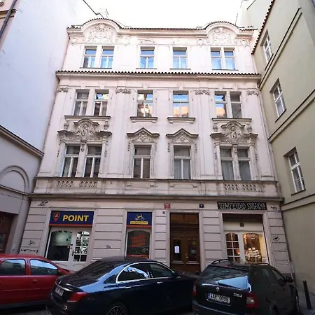 Cozy Flat By The Astronomical Clock Apartmán *