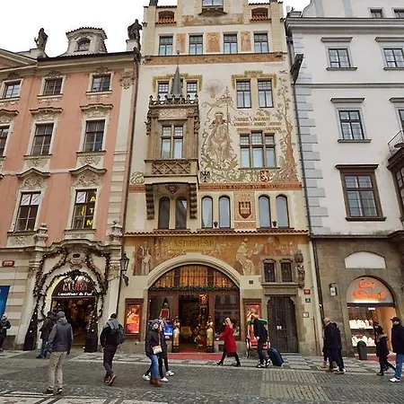 Cozy Flat By The Astronomical Clock Apartmán
